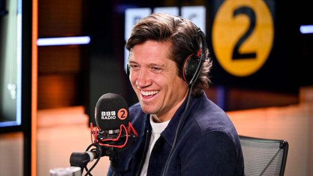 Vernon Kay losing 1.3 million Radio 2 listeners is proof nobody can replace Ken Bruce