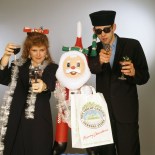Article thumbnail: (FILE PHOTO) Pogues singer Shane MacGowan dies aged 65 Singers Kirsty MacColl (1959 - 2000) and Shane MacGowan with with toy guns and an inflatable Santa in a festive scenario, circa 1987. In 1987, the pair collaborated on the Pogues' Christmas song 'Fairytale of New York'. (Photo by Tim Roney/Getty Images)