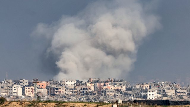 Sunak ramps up pressure on Israel over civilian death toll in Gaza